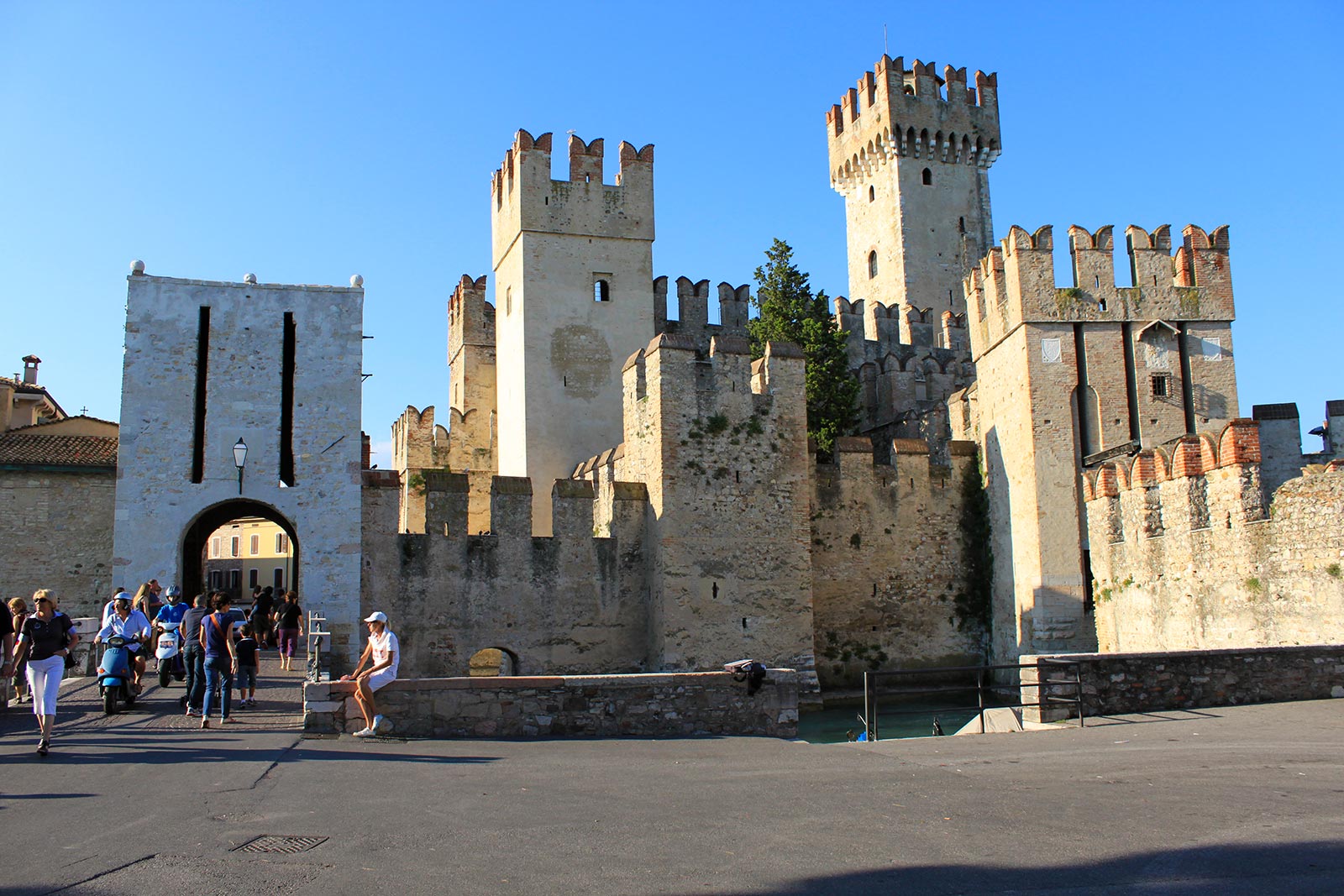 Castello Scaligero a Sirmione sul Lago di Garda