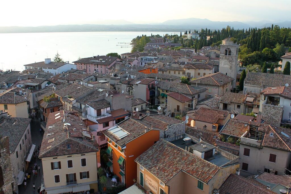 Cosa vedere a Sirmione: il Centro Storico