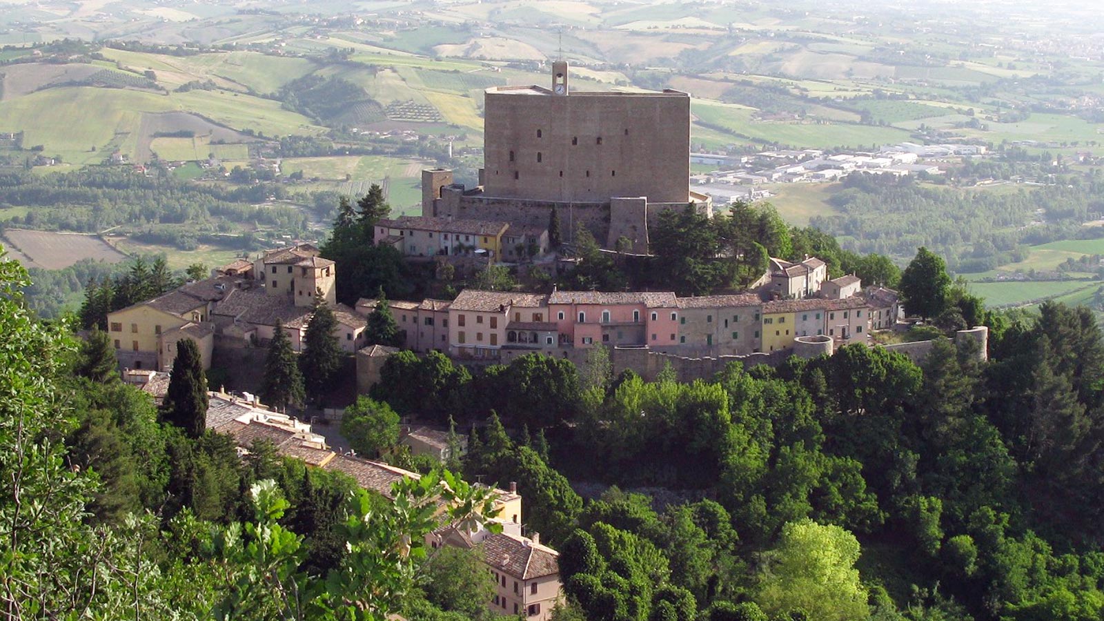 Veduta di Montefiore Conca - Foto di Toni Pecoraro