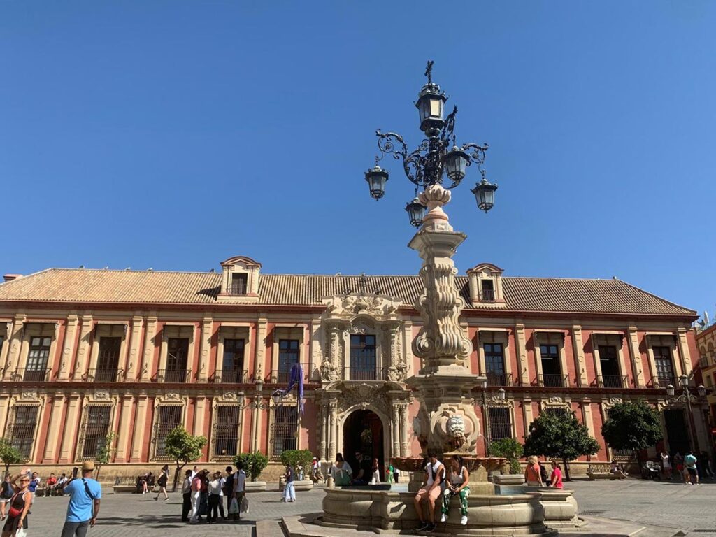 Piazza di Santa Marta a Siviglia