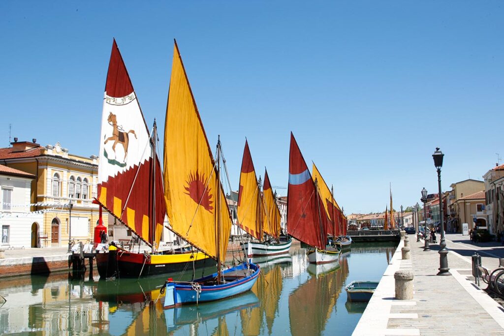 Storiche imbarcazioni da pesca galleggiante del Museo della Marineria di Cesenatico