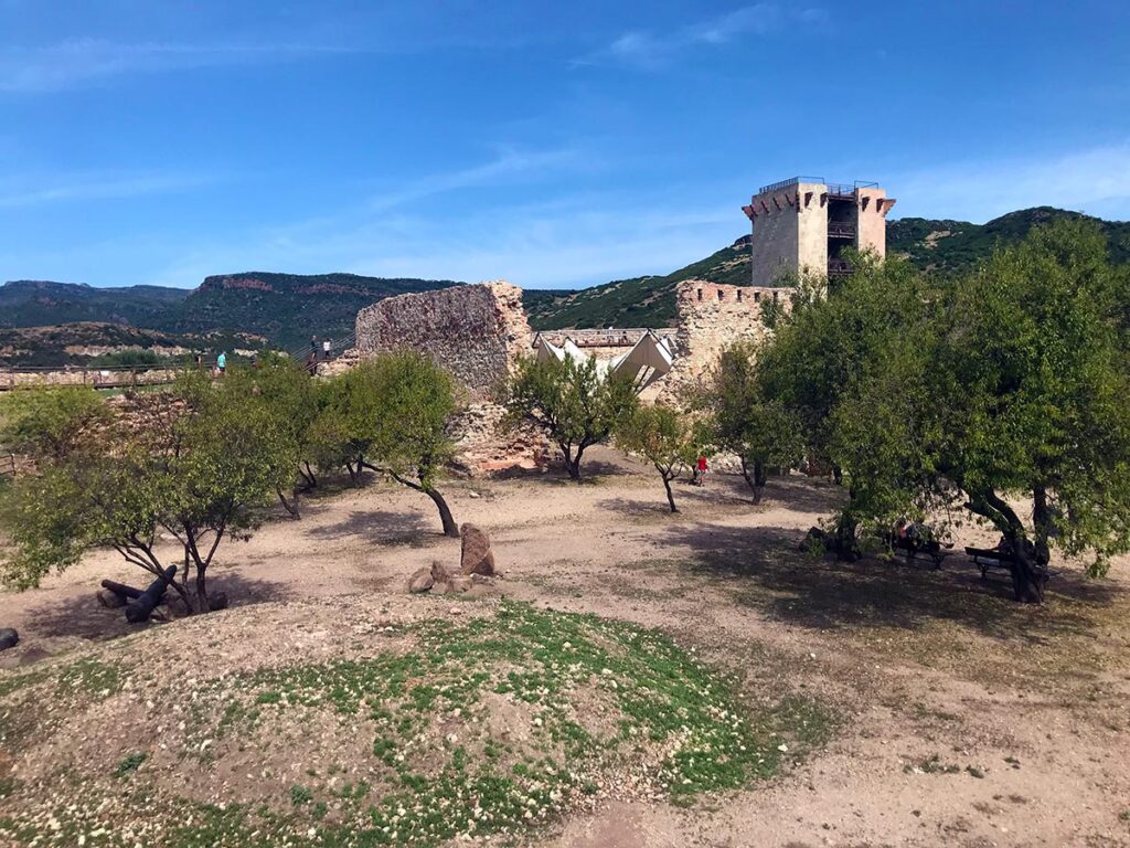 Dettaglio del Castello Malaspina a Bosa