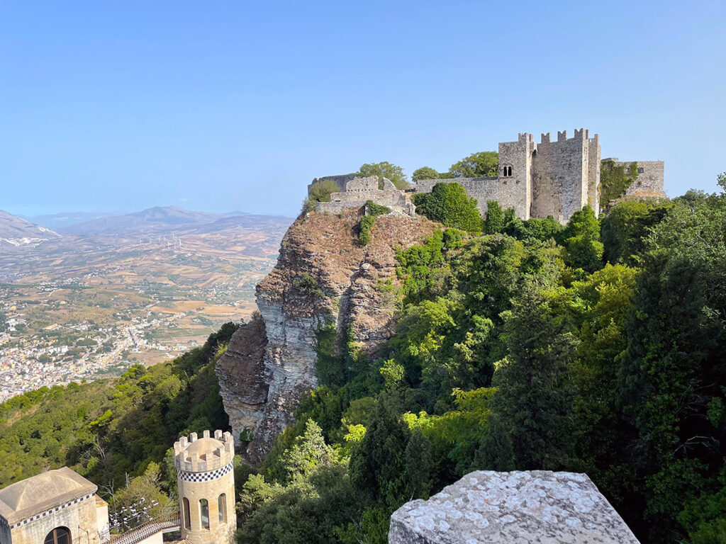 Visitare Erice: il Castello di Venere